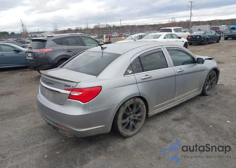 2013 Chrysler 200 Limited from USA, damaged, VIN 1C3CCBCG7DN744748